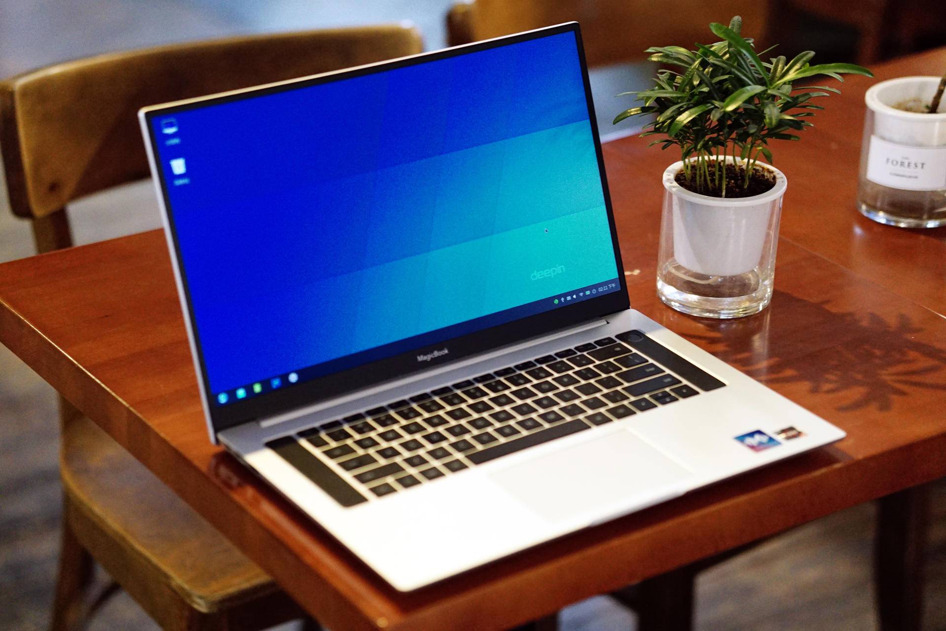 敲代码程序员,敲代码的程序员