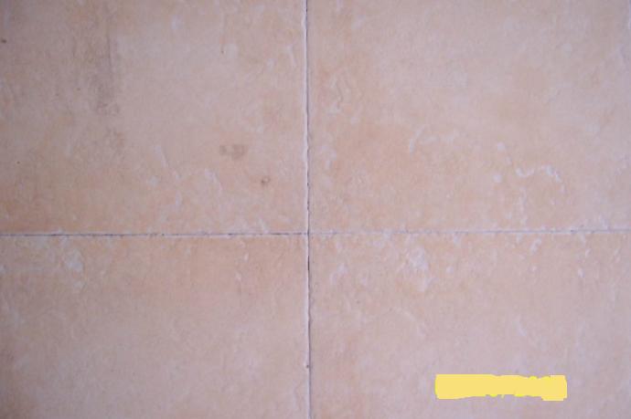 天气冷瓷砖地板拱起来了怎么办,地面瓷砖拱起用什么方法修补