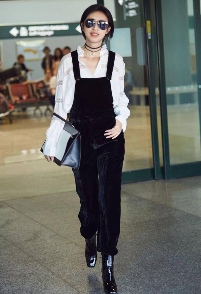 40岁女人穿雪纺衫好看吗,70后女人穿什么样雪纺衫减龄