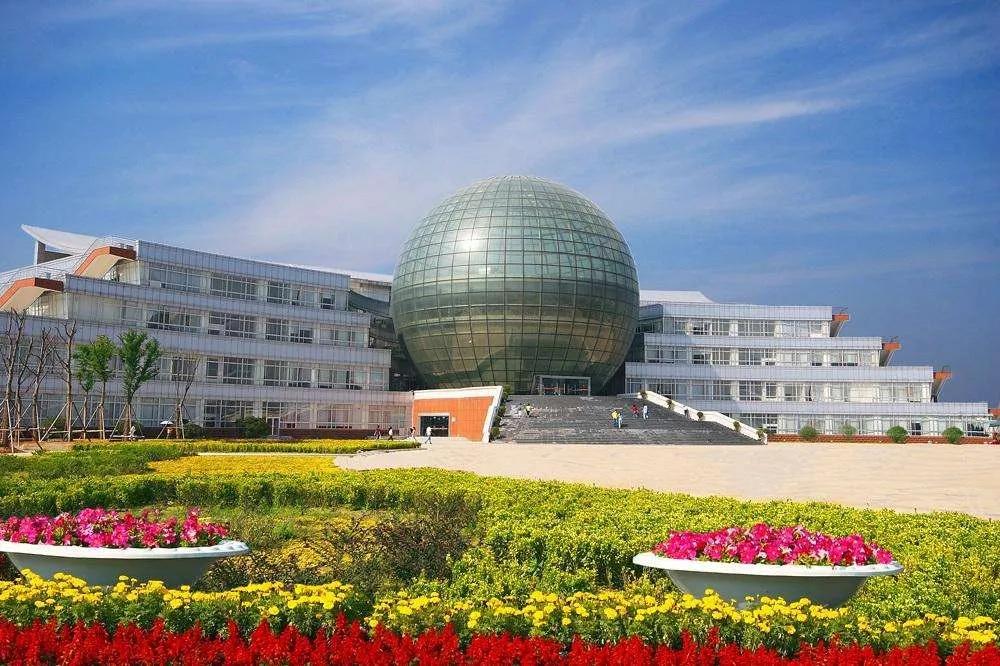 南京财经大学在财经类大学里名不见经传但在粮食院校中存在感很强