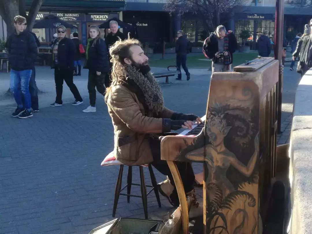 新西兰网红故事,新西兰人真实故事