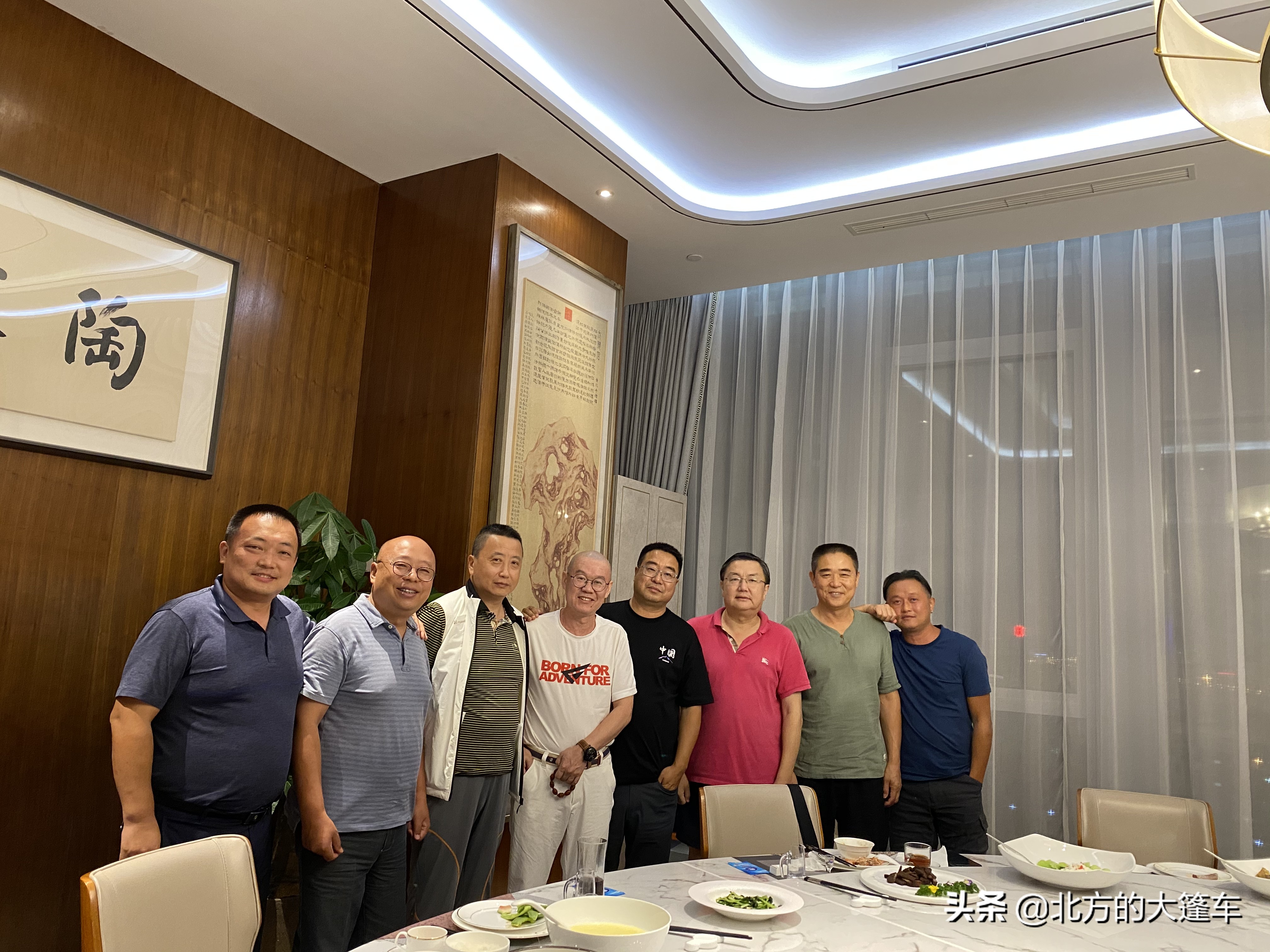 所有装备装进新房车,房车环游重走中国路准备完毕天亮就出发