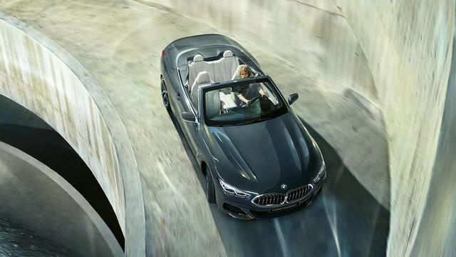 宝马8系双门轿跑炫酷视频,超级豪华宝马8系
