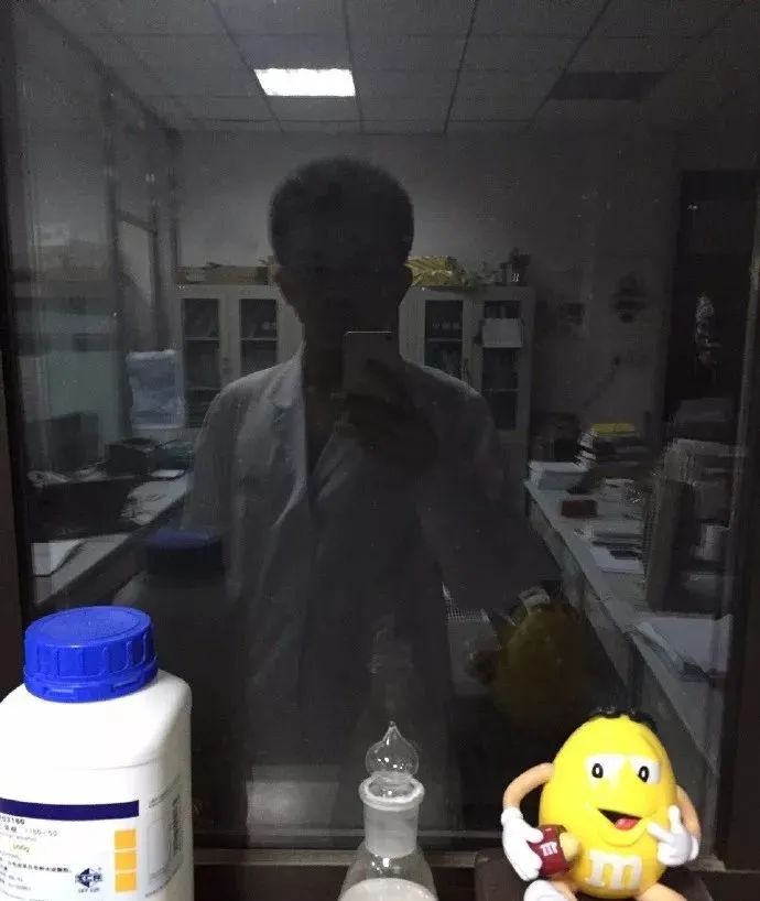 又没钱了?大学生如何用微薄的生活费熬过期末,苟到回家?