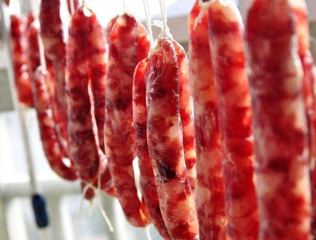 灌香肠怎么晾晒没有苍蝇,灌香肠怎么晒不出油