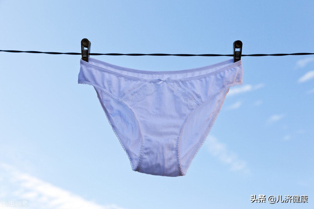 内裤有黄的分泌物是妇科病么,裤头上有黄色白带是怎么回事