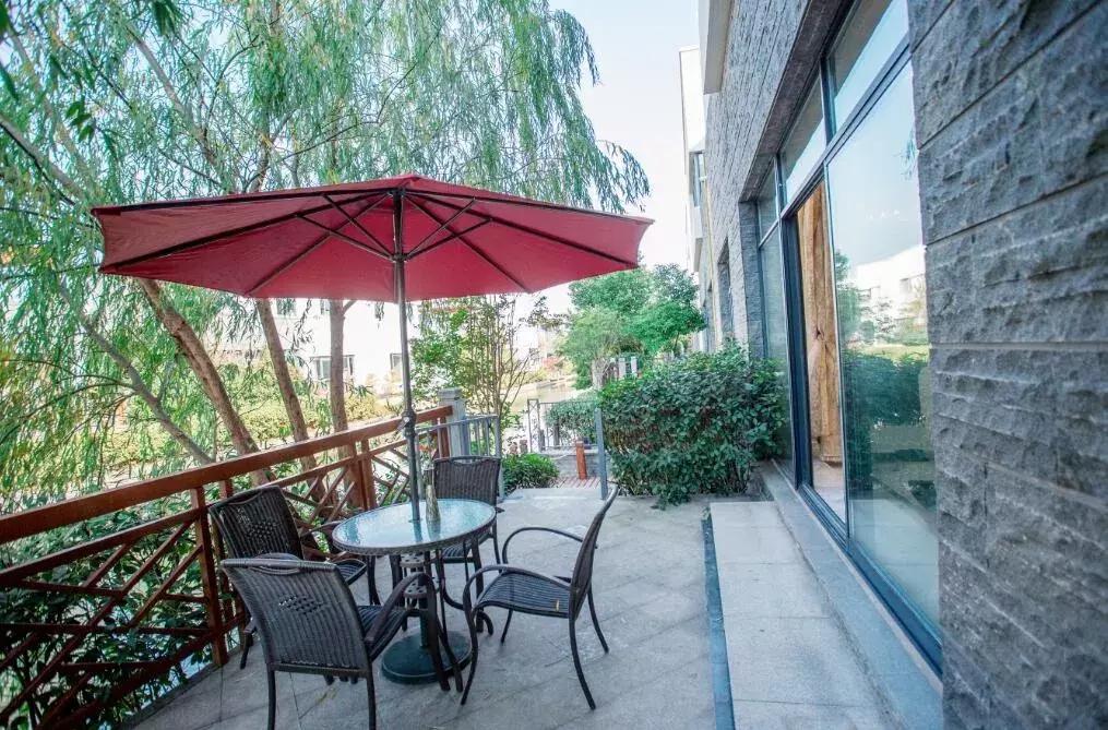 泰州溱湖来自1800米湿地深处云海温泉人文湖景别墅，独享惬意时光