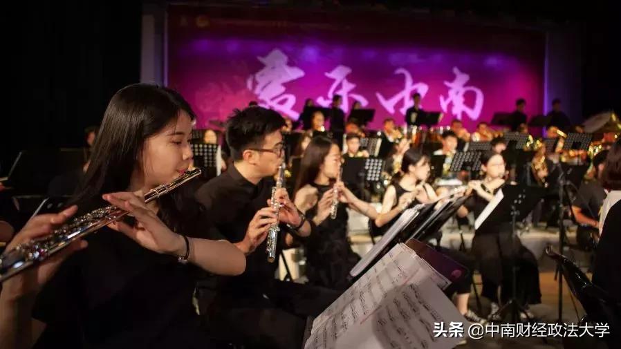 这个学校，就一个字，棒！