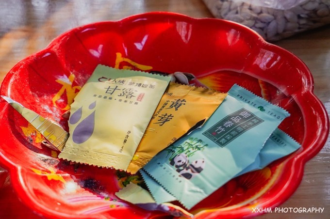 成都本地人去的最好吃的美食,中国姑娘吃成都美食