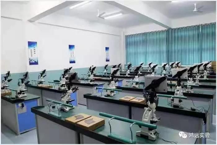 鸿风唯健远德无疆!邯郸市鸿远中学开展新入职教师岗前培训