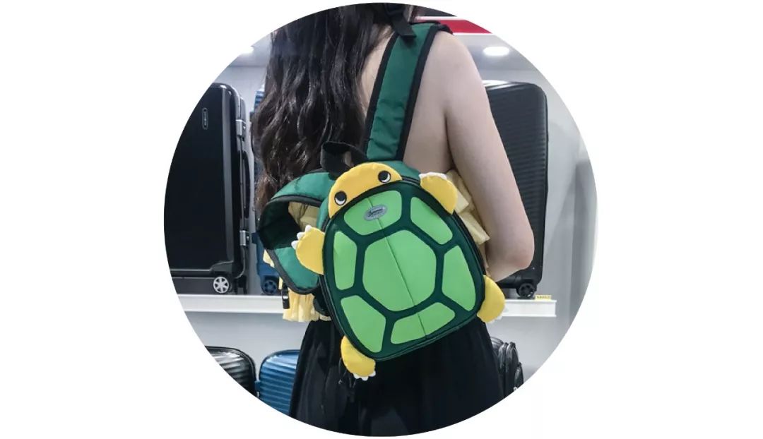 200-500儿童书包,儿童书包买轻便的还是减压的好