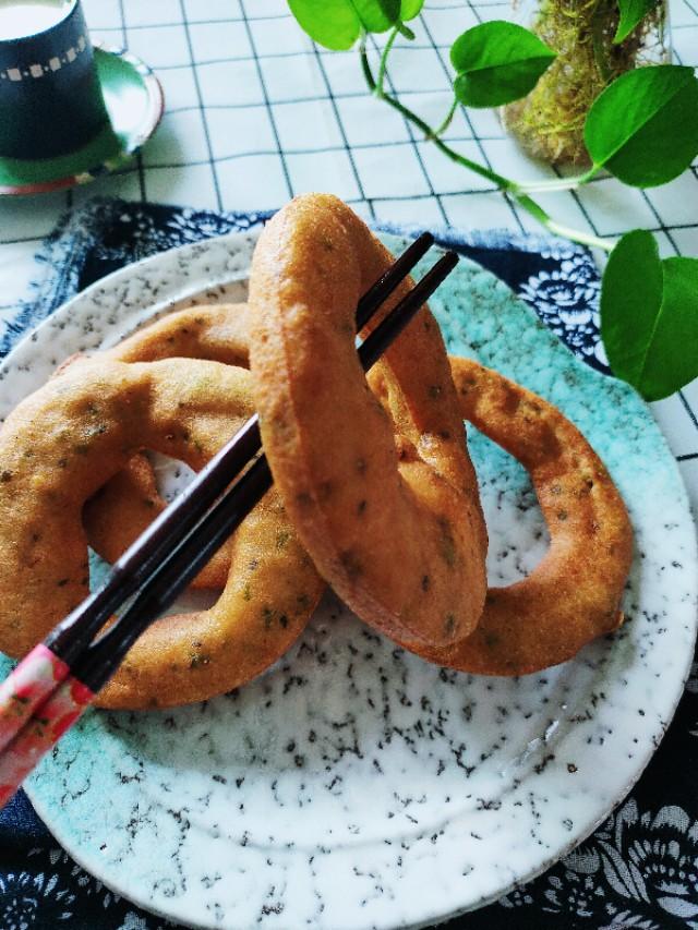 武汉面窝怎样炸不粘勺,面窝不粘勺方法