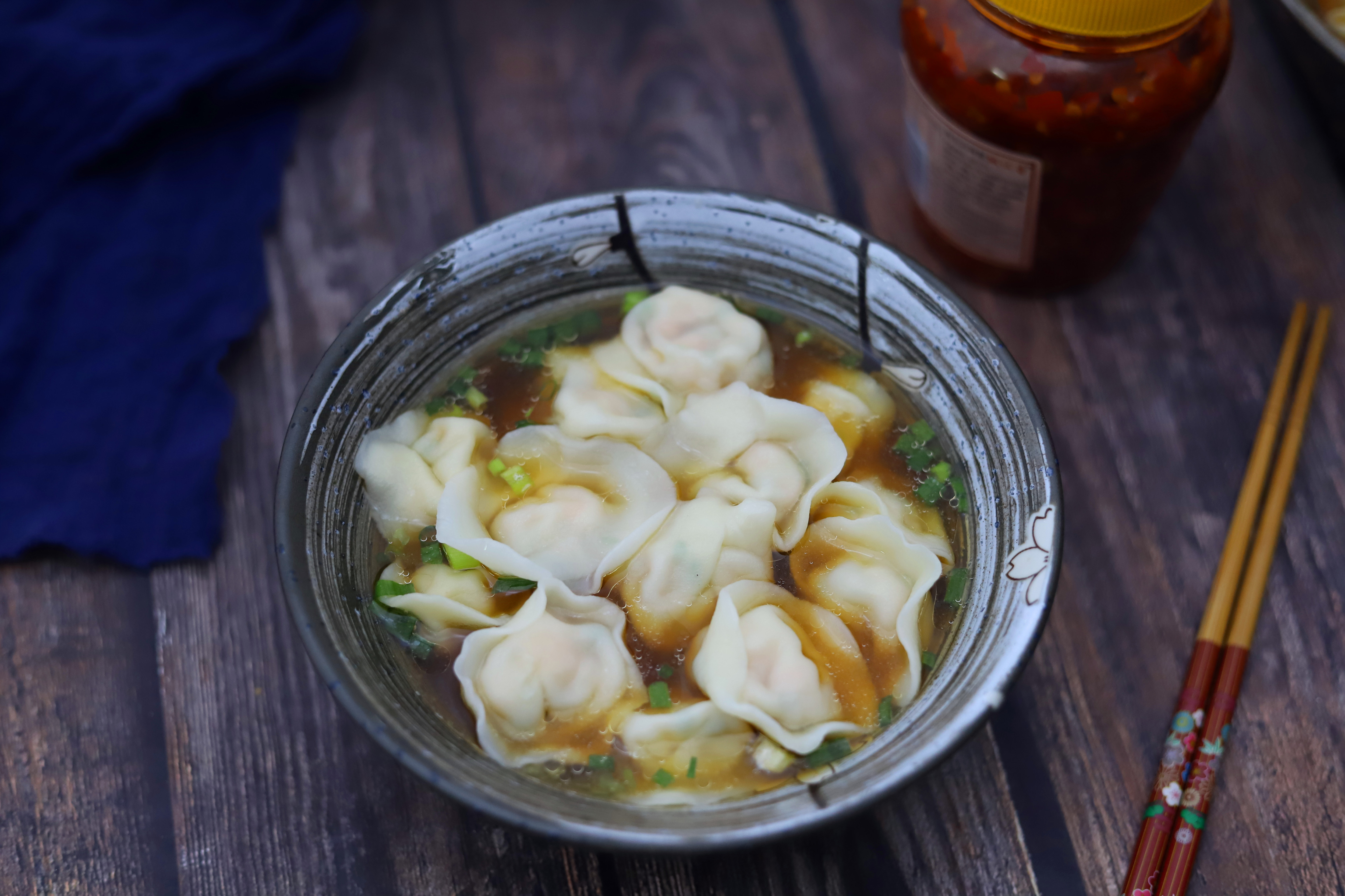 1岁宝宝虾仁鸡蛋小馄饨馅的做法,宝宝辅食虾仁胡萝卜小馄饨的做法