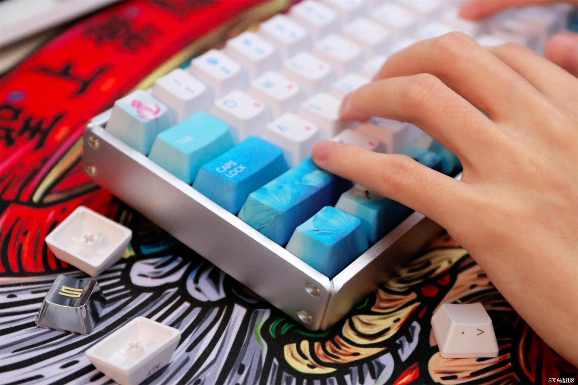 键盘推荐100-200机械键盘,颜值最高的键盘机