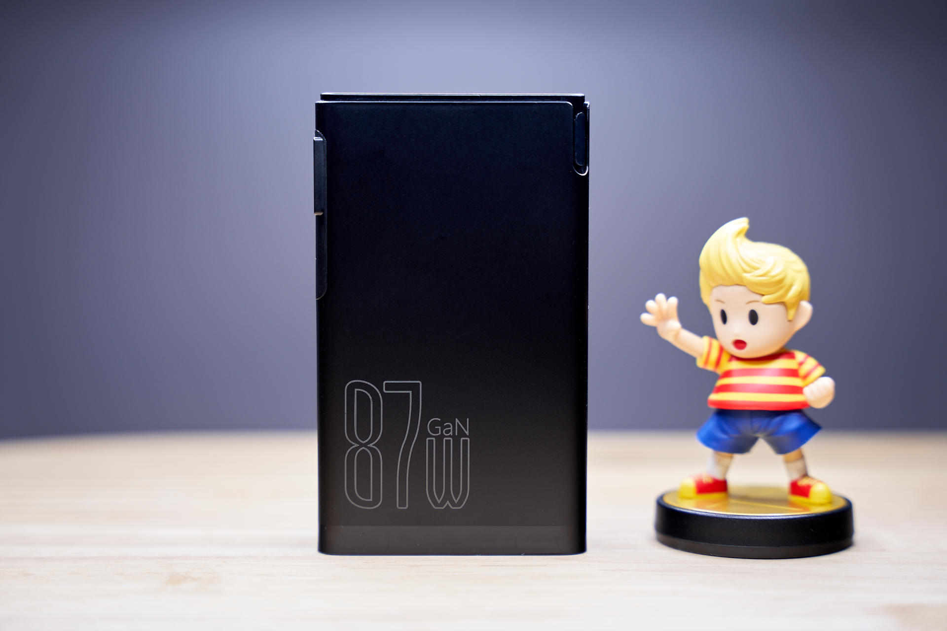 倍思能量堆充电宝,倍思无线充电宝加磁吸功能