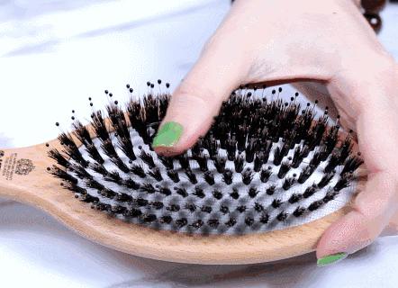 买梳子要买哪种梳子就不会掉头发,你适合哪种头发