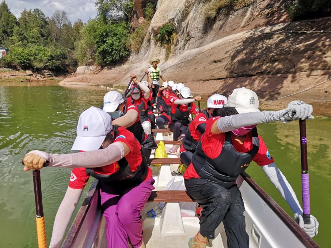 乘风破浪的奶奶们火了,乘风破浪之萌宝奶奶被气晕了