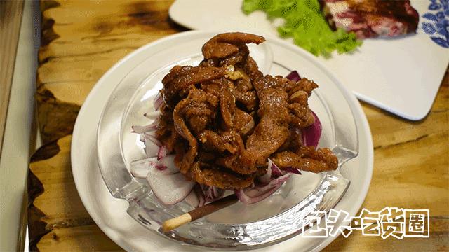 列入非遗的京味炙子烤肉，在包头也能吃到啦！