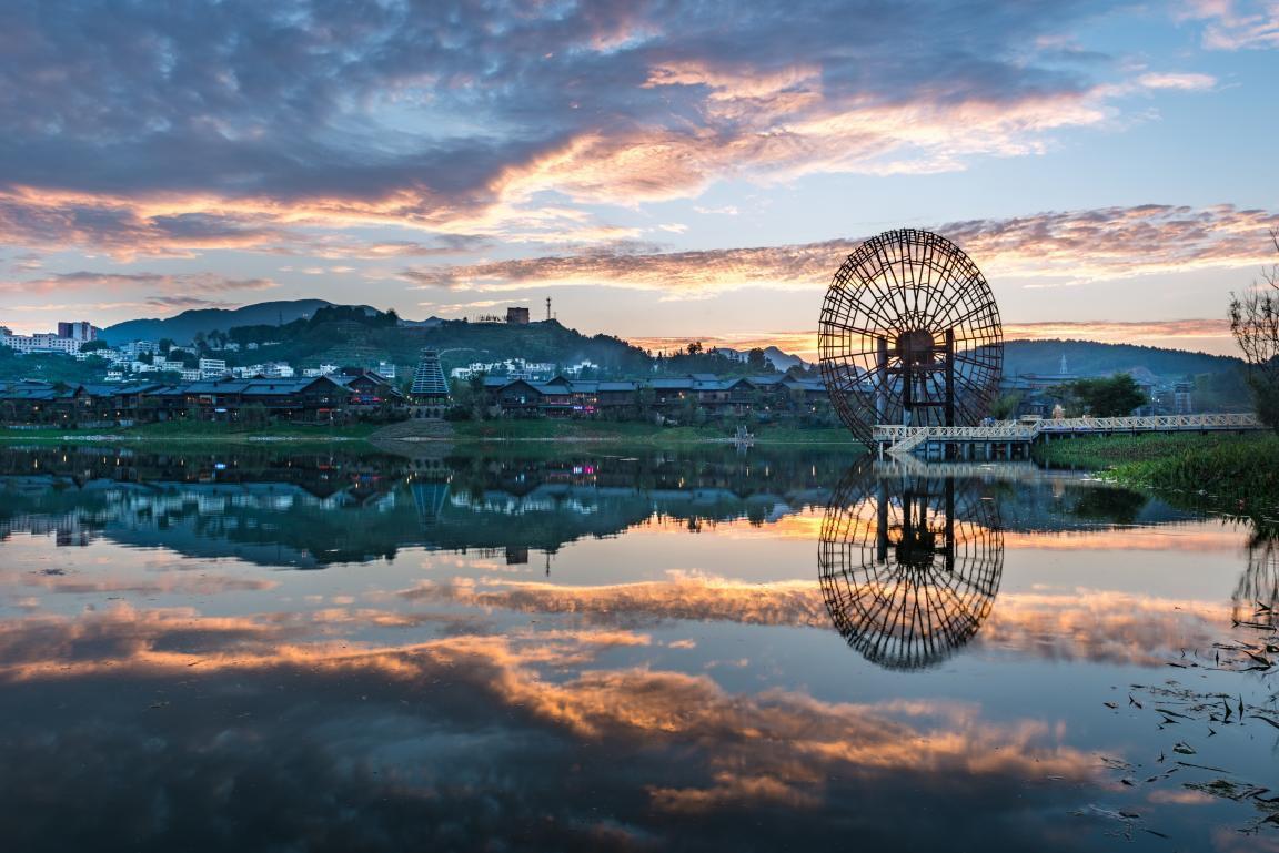 王健林的万达集团打造网红旅游胜地的背后，还做了些什么？