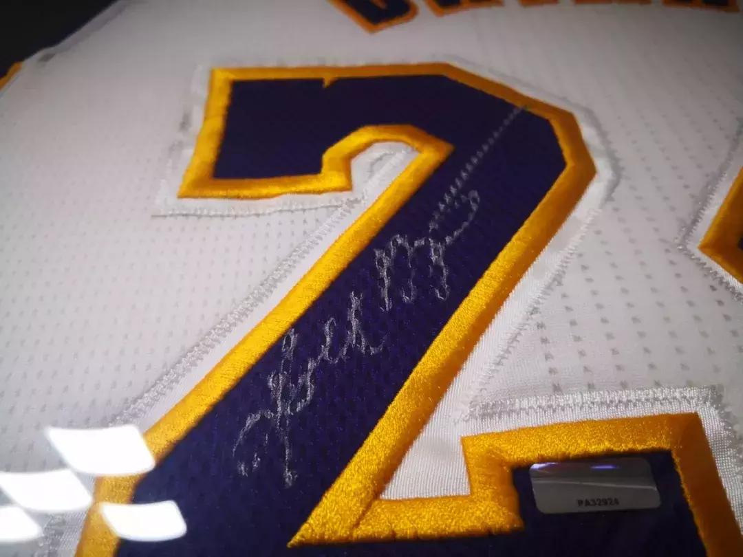 一个鞋柜高2米多少钱,一个鞋柜长1米3多少钱