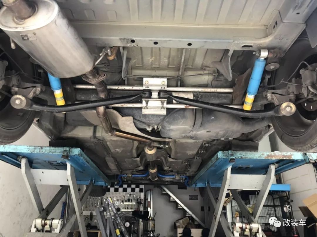 2011年的标致207当年卖多少钱,09年的标致207卖1万3划算吗