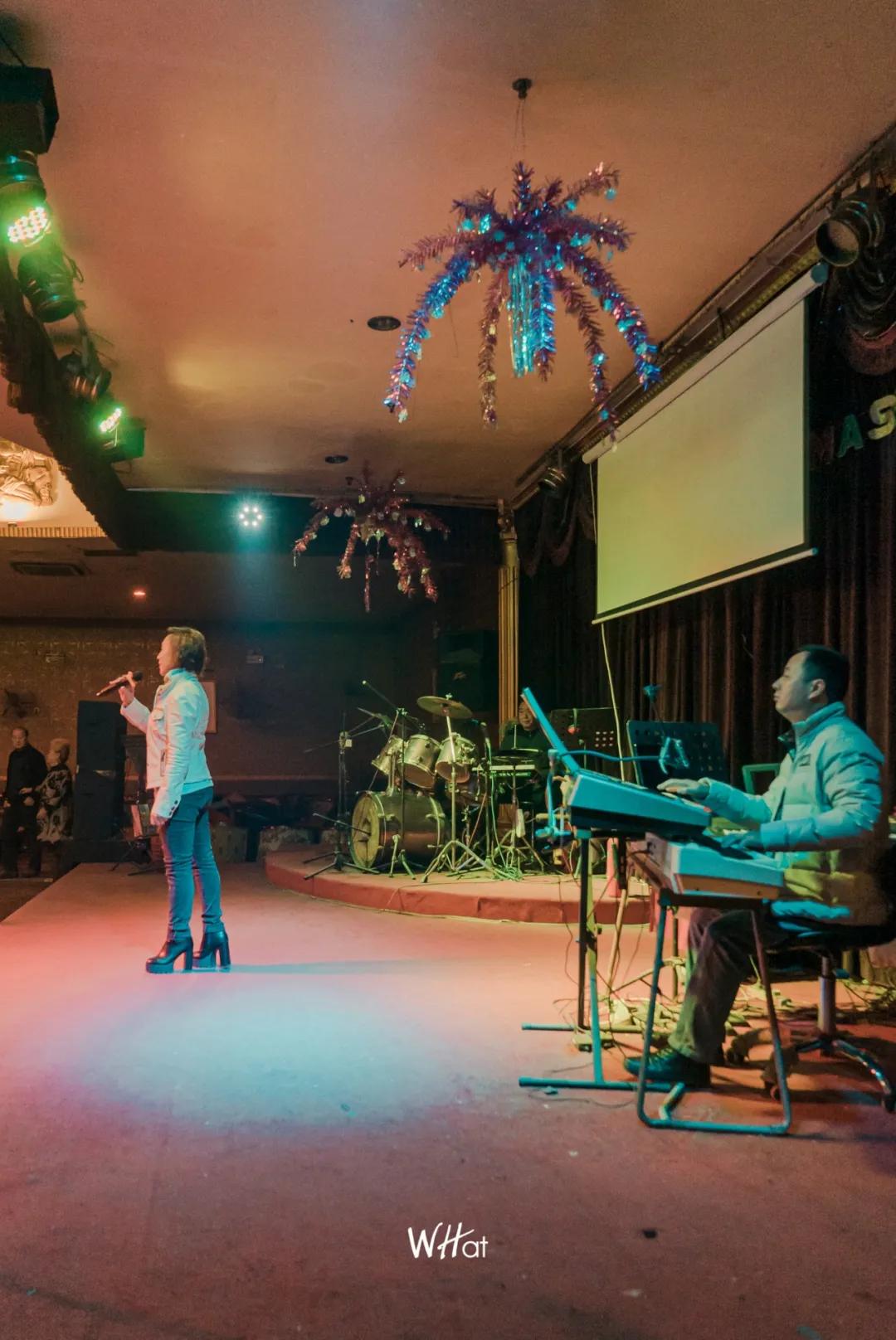 95鍚庡濡硅姳瑙嗛,95鍚庡濡硅姳杩斾埂