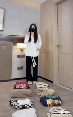 烂大街的阔腿裤也穿出高级感,阔腿裤就要选择保暖又显瘦的