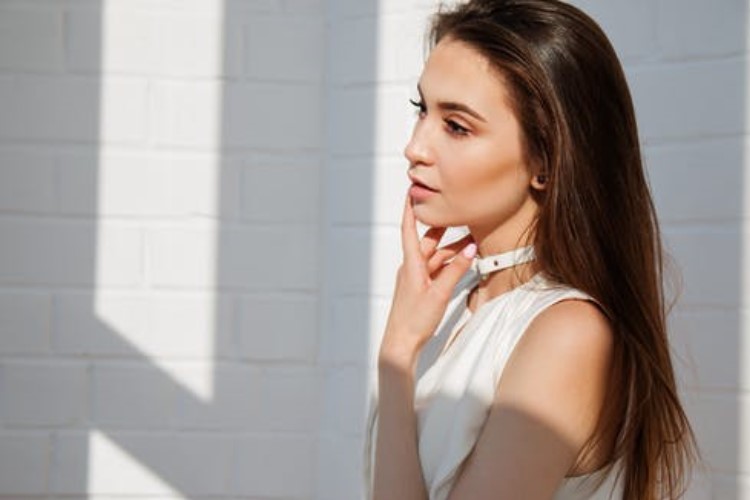 头发干燥缺水,头发缺水的表现是什么