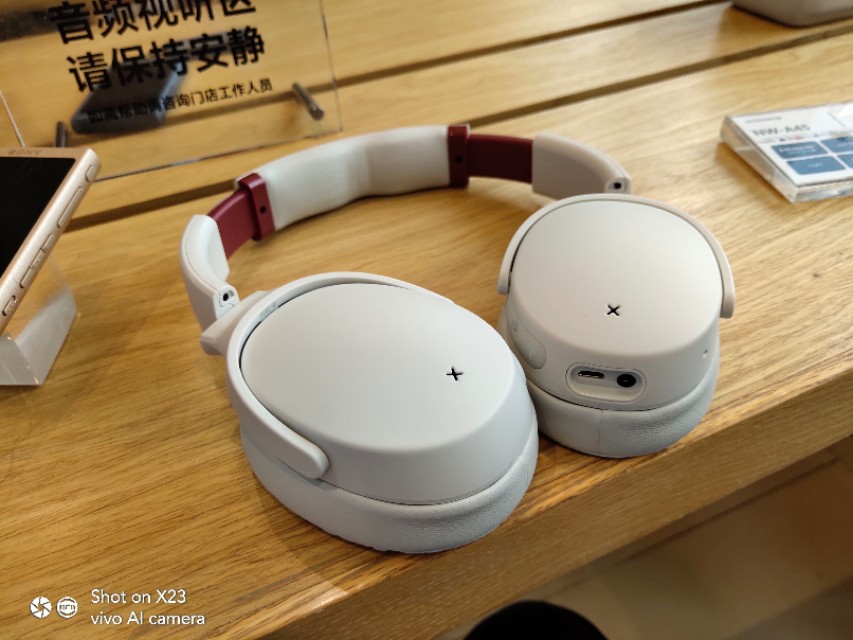 骷髅头头戴式耳机venue,千元级降噪蓝牙耳机推荐