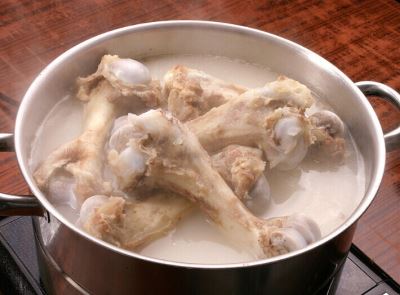 炖大骨头汤不放姜做法,炖骨头汤不加酒用什么去腥