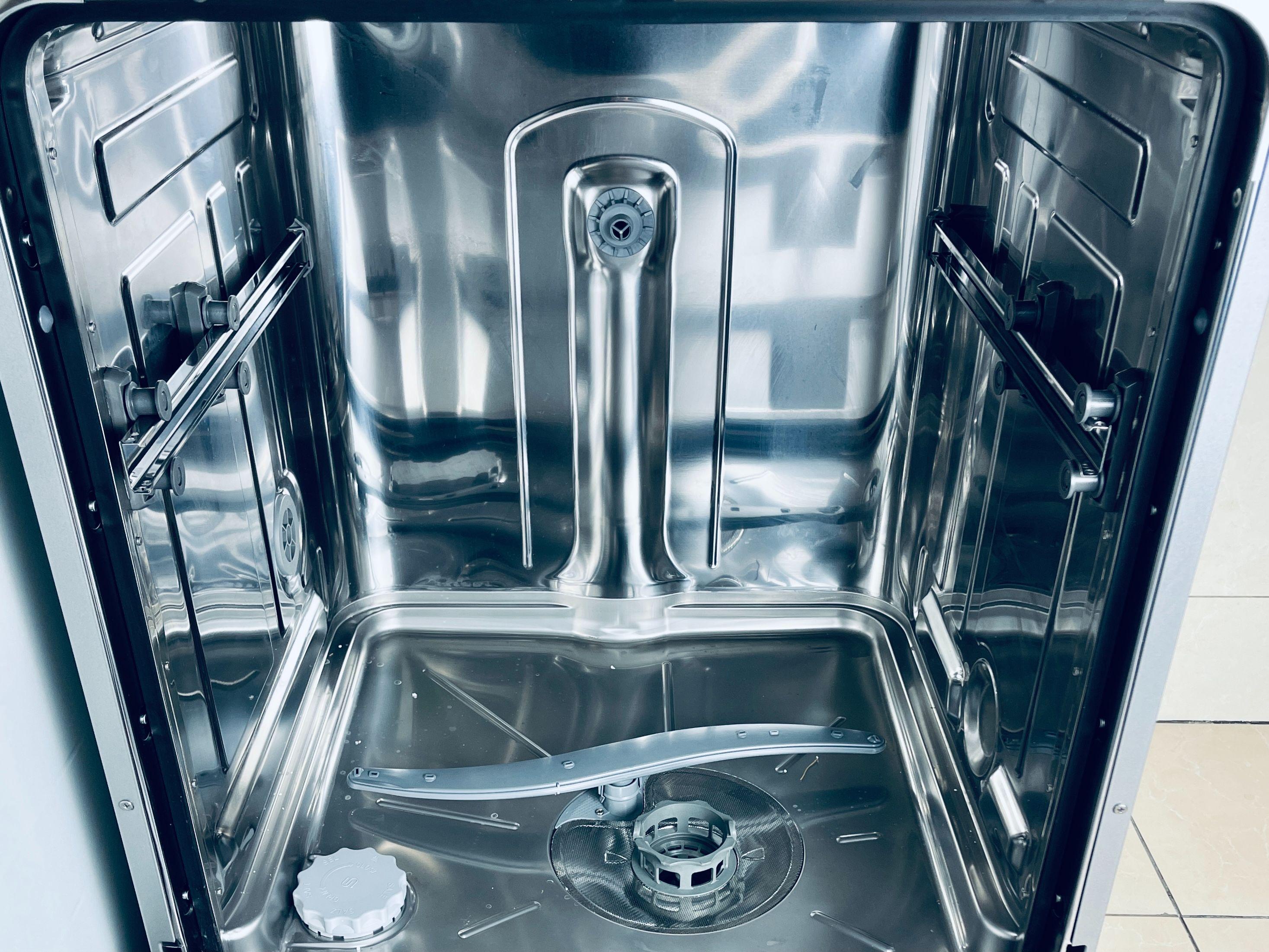 洗碗机怎么选择是最合适的,洗碗机选购攻略