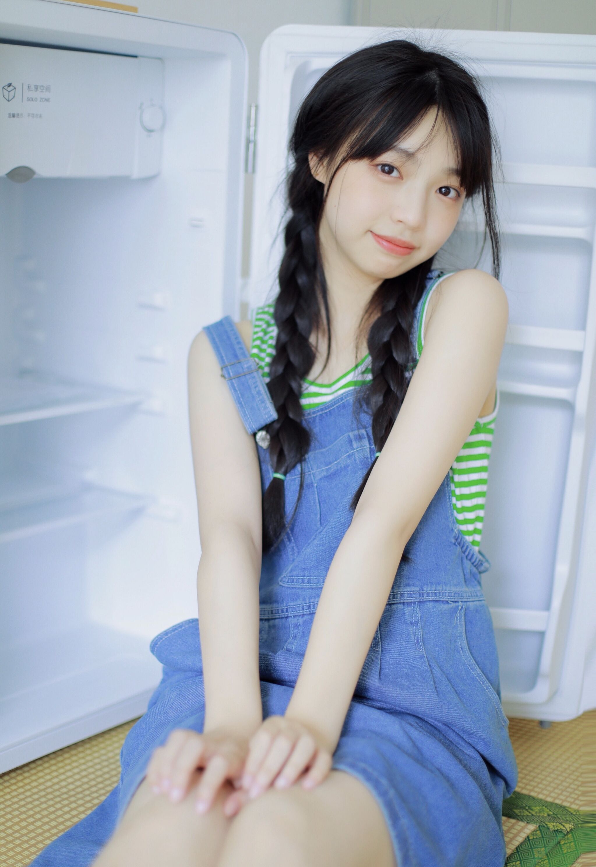 甜美少女丨今天有你，西瓜都变得特别甜