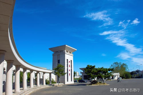 报考外国语大学需要什么条件,最适合女生出国留学的学校