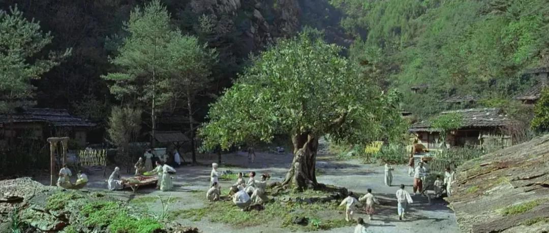 口碑爆棚，荒诞浪漫，吐血安利这部年度票房冠军