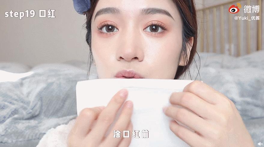 口红的错误涂法,错误的涂口红