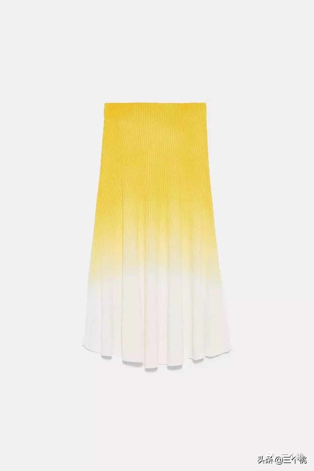 风衣、西装、花裙子……春天来了，这10件值得买！‖桃子购物车