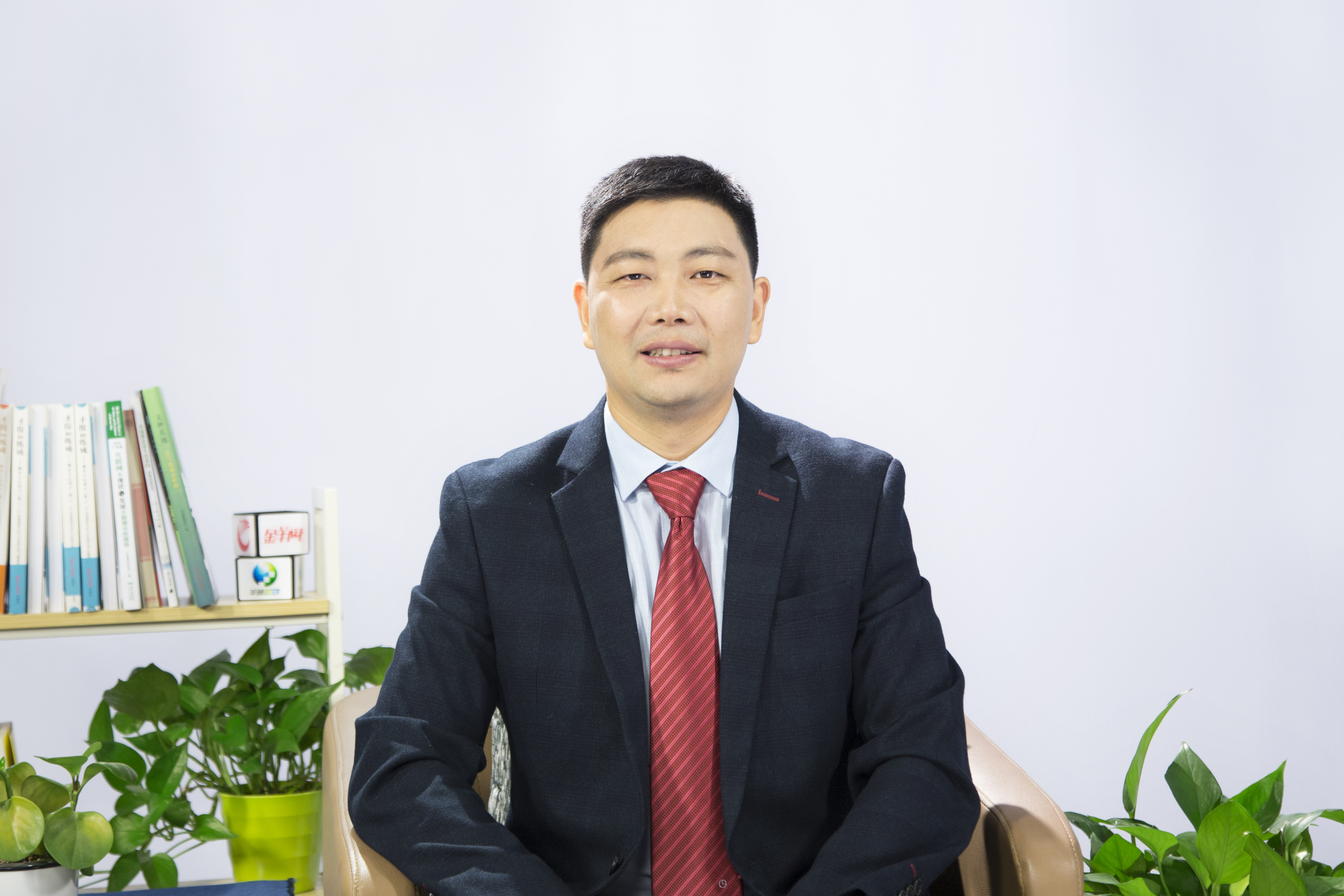 按摩改善法令纹最好的方法,按摩手法真的可以淡化法令纹