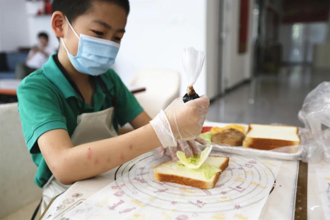 留学生的暑假生活,留学生暑期生活