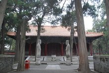 此地3000亩，只葬了一个家族，拥有10万多座坟冢，94年申遗成功