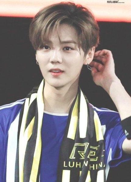 鹿晗评论表情包,鹿晗可怜的表情包