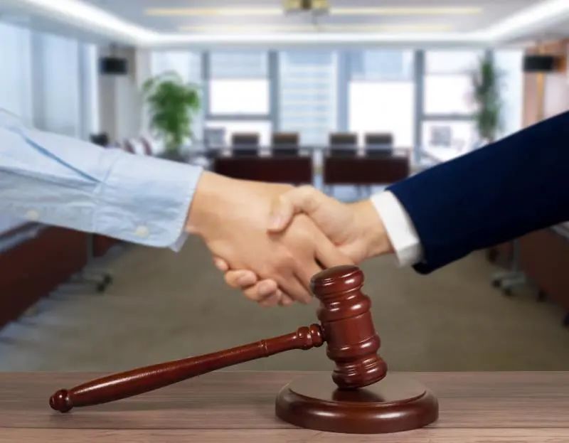 如何快速找到一个好律师,怎么才能找到合适的律师