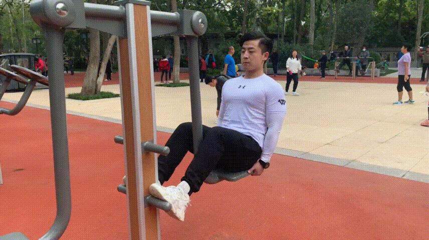 哪些公园娱乐设备比较好的,公园健身器材大全100种图