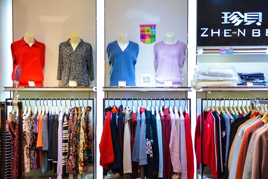 王府井大街东安市场,王府井步行街东安市场