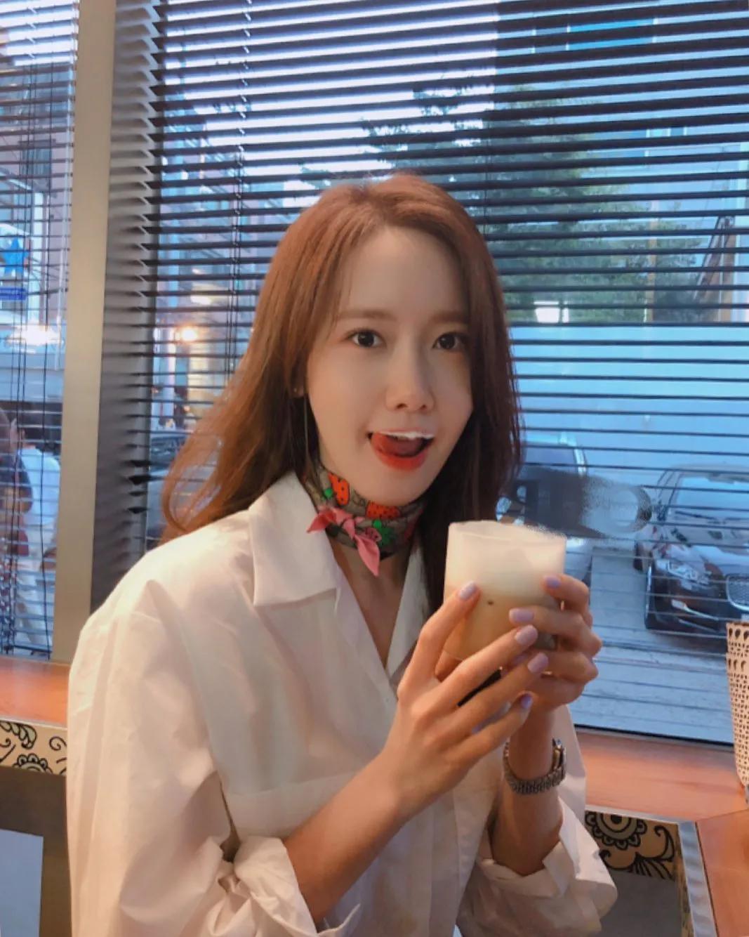 结婚当天新娘两套礼服怎么穿,参加婚礼怎么穿比新娘好看