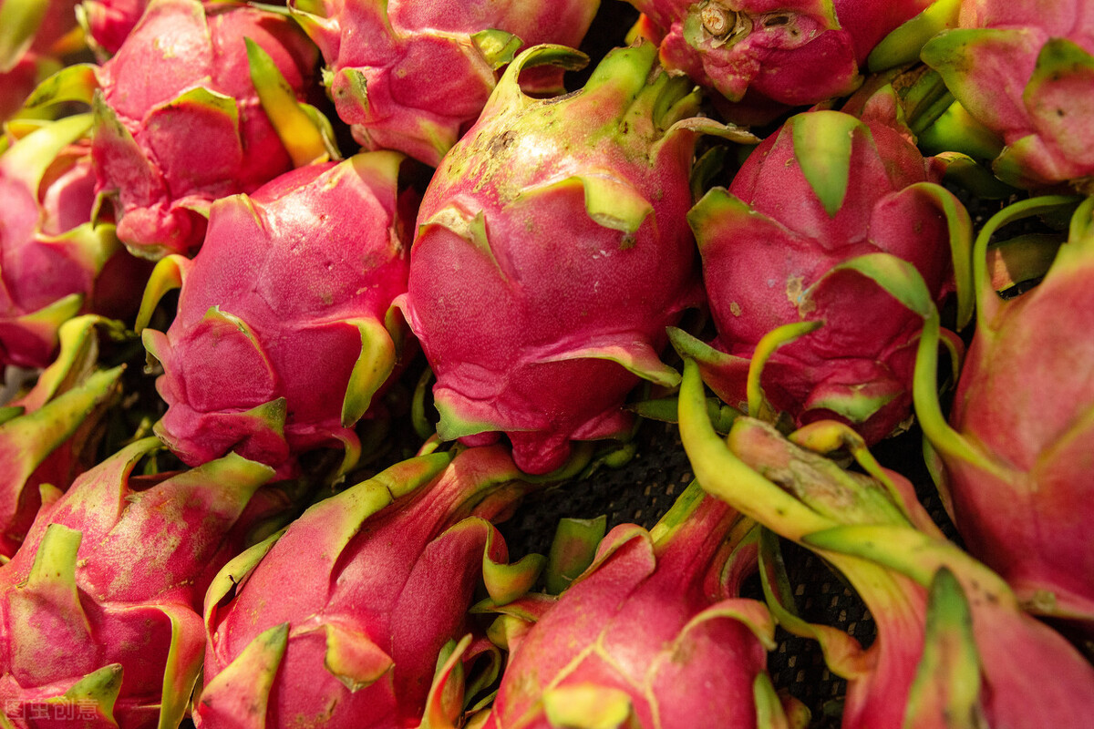 买火龙果黄心,买火龙果是买红色的还是白色的