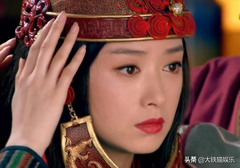 这4位女星太难了！被一位女配艳压不算啥，个个女配都吊打才尴尬