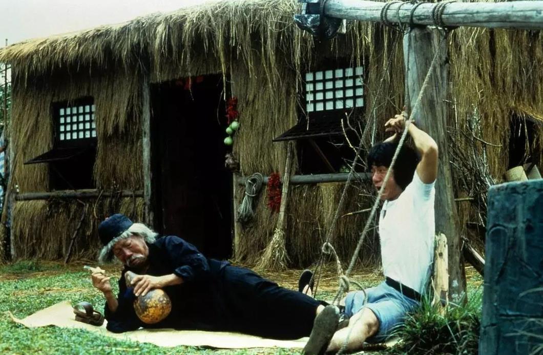 春丽的腿越来越粗，真是日本游戏厂商故意*化丑**中国角色？