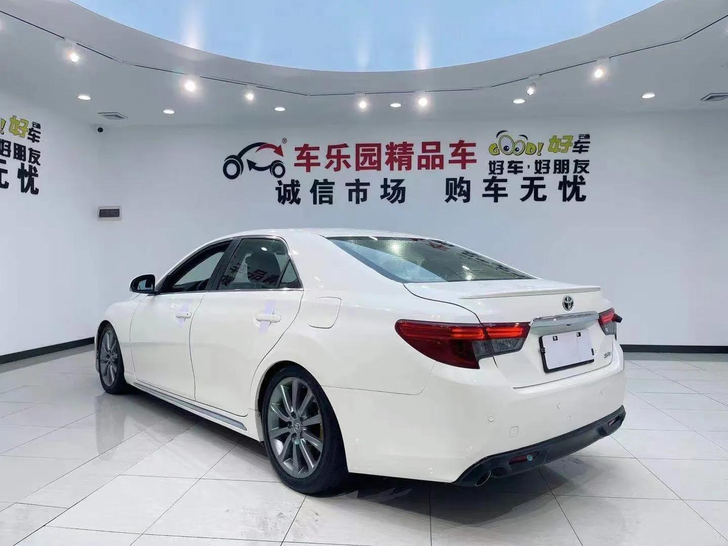 新到16年11月丰田锐志2.5v尚锐版,2015年丰田锐志2.5大v尚锐版高配