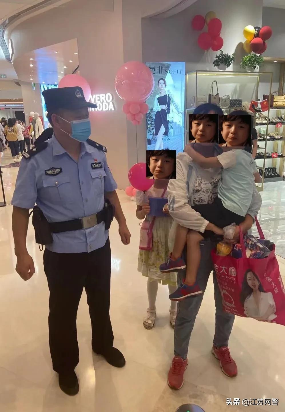 女童手指被砸断民警及时送医,孩子被砸脚趾视频