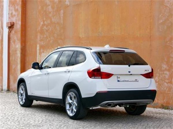 朋友说32万买了一辆宝马X1，喝多了才说出实情：当时买的就10万